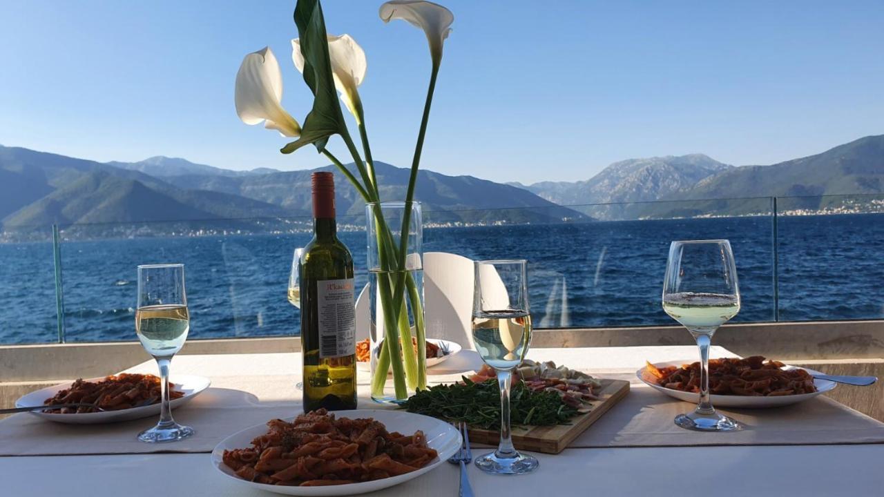 Apartments Ponta Krasici Τίβατ Εξωτερικό φωτογραφία
