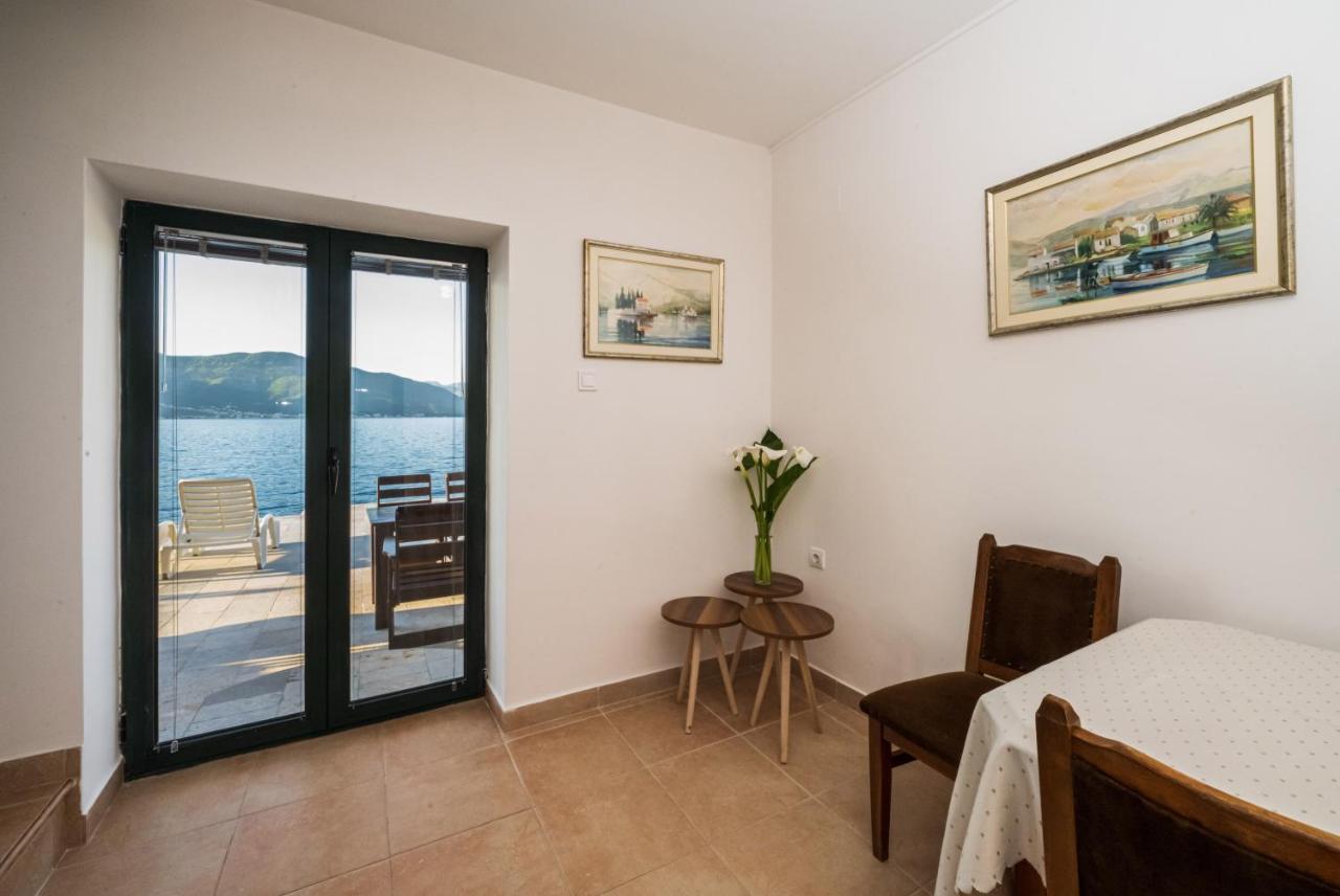 Apartments Ponta Krasici Τίβατ Εξωτερικό φωτογραφία